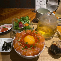 Seafood bar Ermitage 横浜鶴屋町店 - 