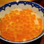 馳走 啐啄一十  - ⑭松茸(広島県庄原産)ご飯、とろろ&新イクラ(北海道産)掛け
      新イクラは生臭さ皆無、卵の膜が軟らかくも弾力があり、円やかなコクを存分に楽しめます
      松茸の薫りと共に楽しみました。