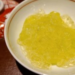 馳走 啐啄一十  - ⑯シャインマスカット(岡山県産、品種:晴王)、白ワインジュレ掛け
      高糖度で噛んだ瞬間にパリッと音を立てるほどの弾力のあるシャインマスカット
      白ワインジュレと共に頂きました