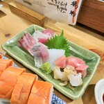 旬菜亭夢さき - 刺身・盛り合わせ５種。1000円