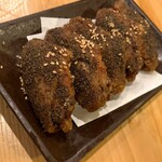Shimonishigawamachi Sakaba Haneguro - ■名物、手羽先の唐揚げ　辛い
                      味が5種類あるのでお好みでスタッフにお申し付けください