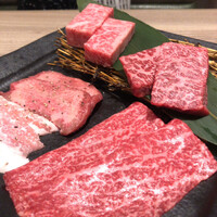 近江うし焼肉 にくTATSU 渋谷店 - 