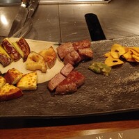 WITH THE STYLE ステーキハウス ミディアムレア - 