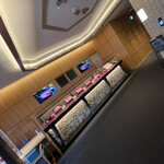 近江牛専門店 近江かど萬 - 1階エントランス。精肉店。