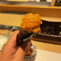 代官山 鮨 たけうち - ウニ手巻き