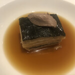 フランス料理 タンモア - ヤマウズラもも肉と根菜の重ね蒸し、コンソメ仕立て