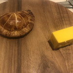 フランス料理 タンモア - お茶菓子　人参パイ、人参ムース