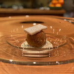 日本料理 たかむら - 毛蟹(秋田産)クリームコロッケ
      海老芋唐揚げ　特別タルタルソース