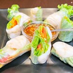 Shrimp spring rolls