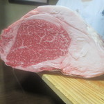 ます多 - 美味しそうな牛肉が～