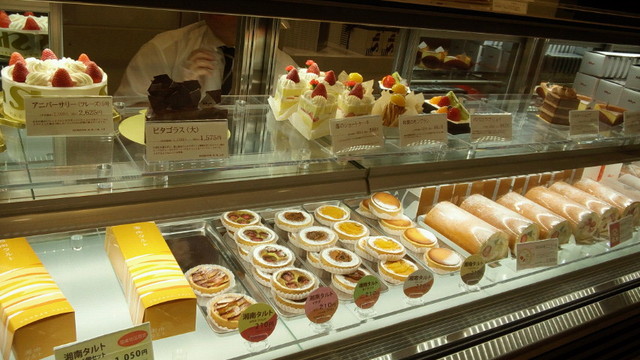 ファクトリーシン イオン東久留米店 東久留米 ケーキ 食べログ