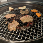 老舗精肉店直送 岡崎焼肉 飛騨牛の奴隷 - 