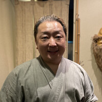 日本料理 たかむら - 全国の名だたる料理人から"兄貴"と頼られる高村さん
                誰にでも分け隔てなく接するホスピタリティが素晴らしい♡