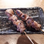 やきとん酒場 ヤマネ肉店 - タン２２０円・ハラミ２２０円