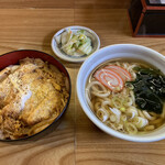 Fukusuke Shiyokudou - カツ丼 + かけうどん❗️