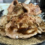 お食事 まるやま - 「リブロースしょうが焼き定食」(1600円)