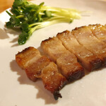 いろり村 - 自家製燻製　豚バラ