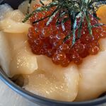 Kuidokoro Shakebanya - ホタテいくら丼(小サイズ)1380円