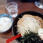 廣島つけ麺本舗 ばくだん屋 - 汁なし担々麺（冷）ごはんセット