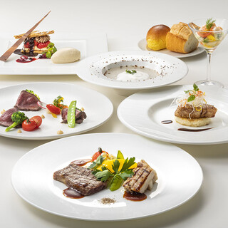 バー&グリル 「メルト」_0