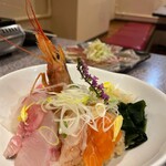 とり焼肉鳥壱 - 海鮮も美味しいの〜！お寿司屋さんレベル