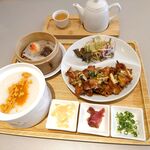 Dini - 中華粥セット（1188円）2022年10月