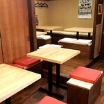新鮮処ととろ - ※現在は感染防止対策で、上記の席についたてを設置しております