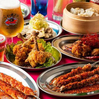 人気料理を堪能できる2種類のコース◆90分飲み放題付き