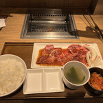 Yakiniku Raiku - 