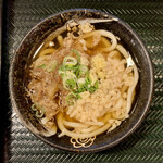 Hanamaru Udon - 牛肉うどん（小） ¥590