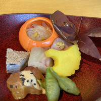 京懐石 美濃吉 そごう千葉店 - 柿の器の中にはなます
