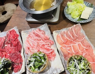 Shabu Shabu Izakaya Uechabe - 