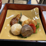 大本山　高尾山　薬王院 - 豆腐ハンバーグ、イカフライもどき、焼き栗