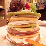 popolato dining - 3色パンケーキ（800円）