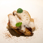 レストラン オオツ - 2022.10 イタリア産ポルチーニ茸と長万部産ホッキ貝のポワレ