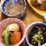 Katsumaru - 小鉢  煮物と茄子の肉味噌