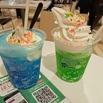 ディッパーダン - ブルーライチソーダとメロンソーダ
