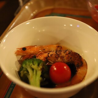 ヴォルケイニア・レストラン_1