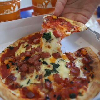 パン・ギャラクティック・ピザ・ポート_0