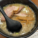 青林檎 - 極細チャーシュー麺1000円