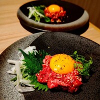 近江うし 焼肉 にくTATSU 青山本店 - にくTATSUユッケ(塩)
