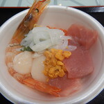 青森魚菜センター - のっけ丼 2,000円