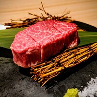 近江うし 焼肉 にくTATSU 青山本店 - 極上フィレステーキ