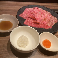 焼肉うしごろ 新宿三丁目店 - 