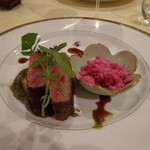 トゥ・ラ・ジョア - すだち牛の木の芽風味、紅芯大根のアイス添え（4月）