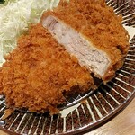 とんかつと、しゃぶしゃぶ。黒豚ふくや - 黒豚の特上ロースカツ