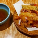 対馬のどぐろとイカ活き造り 博多 魚蔵 - 後造り（天ぷら）