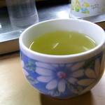 Noboruya - 水ではなくお茶が提供される。