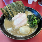 横浜ラーメン 相馬家 - 半熟味玉ラーメン