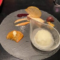 桜坂 ONO -  
                      デザートはラフランスのシャーベット、ダックワーズマロン、柿のデザート。